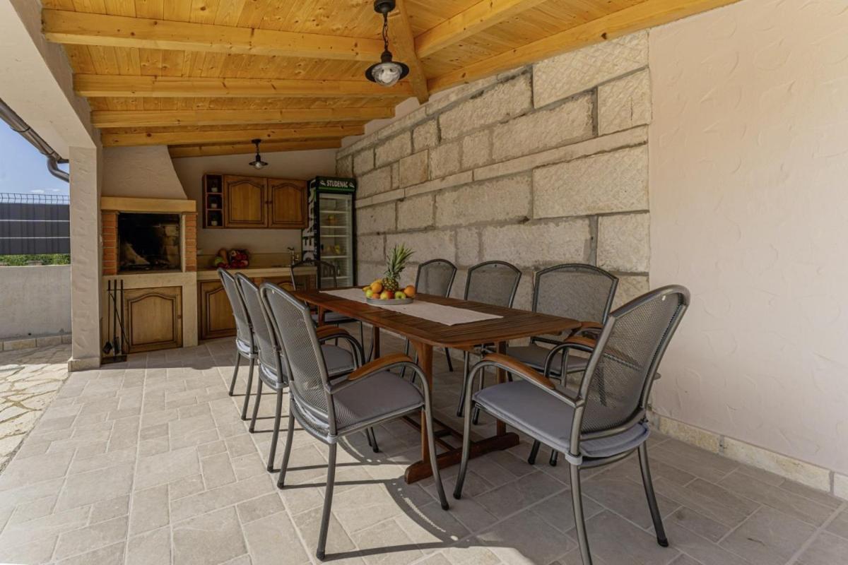 Villa Olea In Barat - Haus Fuer 6-8 Personen Kanfanar Exterior photo