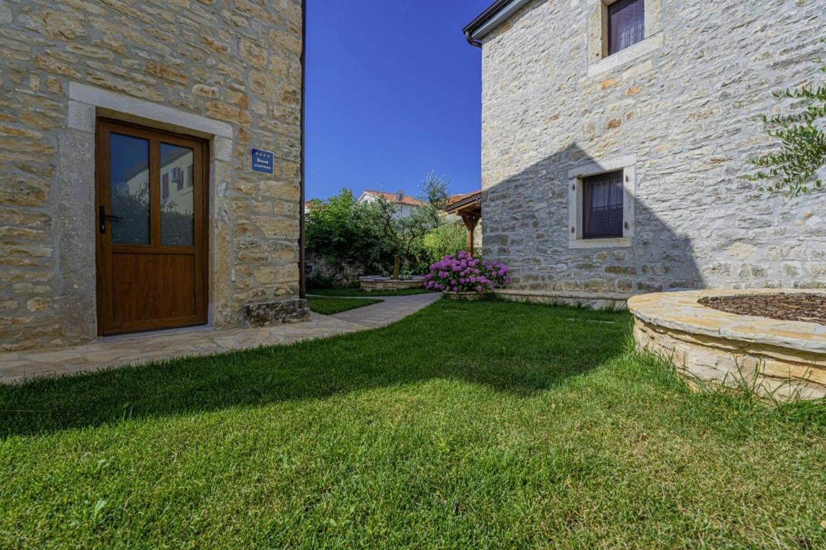 Villa Olea In Barat - Haus Fuer 6-8 Personen Kanfanar Exterior photo